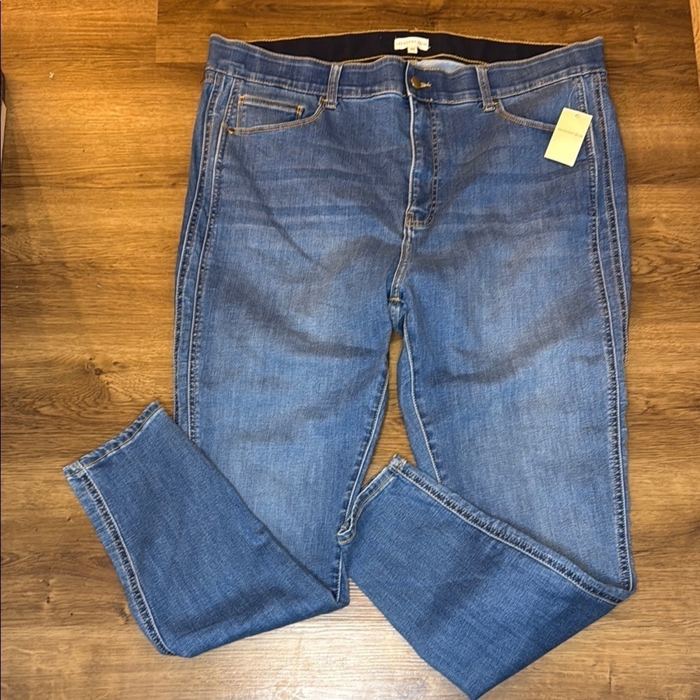 Crescent Drive NWT Skinny Faded Bright Vintage High Waisted Women’s 42 Jeans